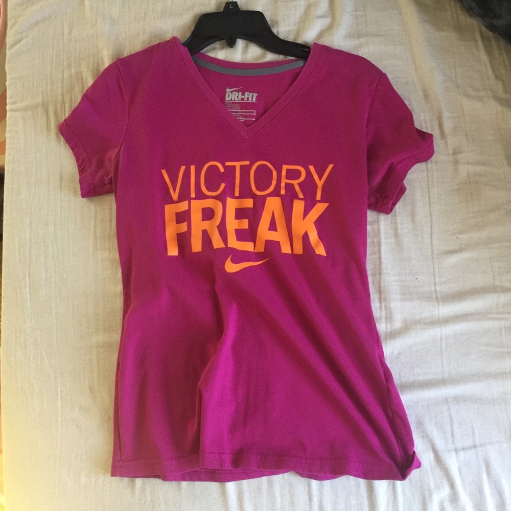 nike dri fit t shirt